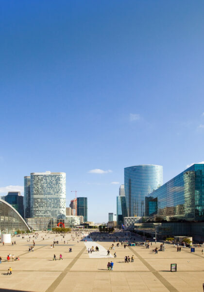 France, paris-New Paris- la defense